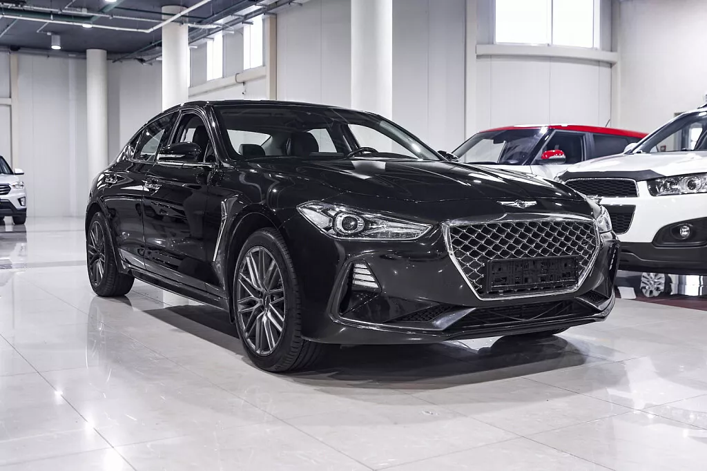 Купить Genesis G70 2018 с пробегом