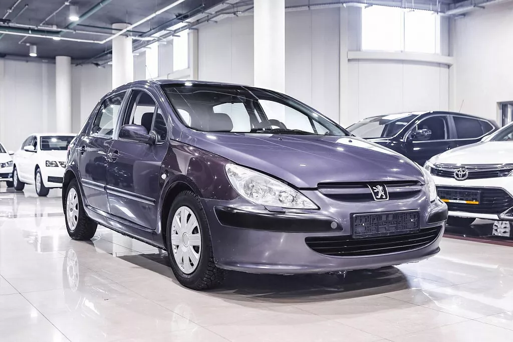Купить Peugeot 307 2004 с пробегом