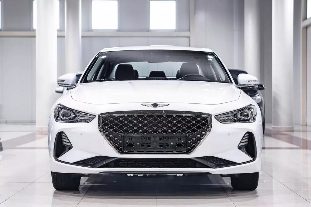 Купить Genesis G70 2018 с пробегом