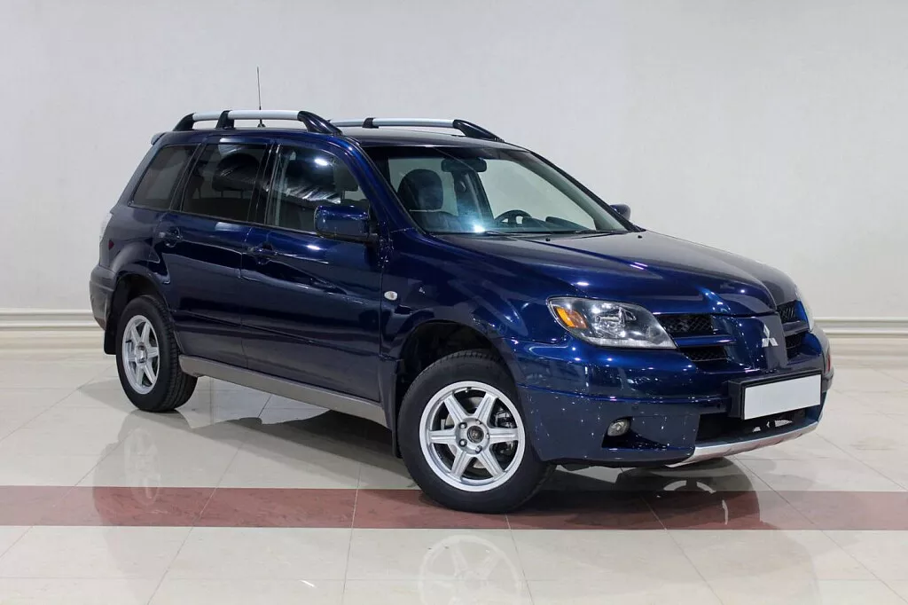 Аутлендер 2004. Mitsubishi Outlander 2004. Митсубиси Аутлендер 2004. Митсубиши Аутлендер 2004. Мицубиси Outlander 2004.