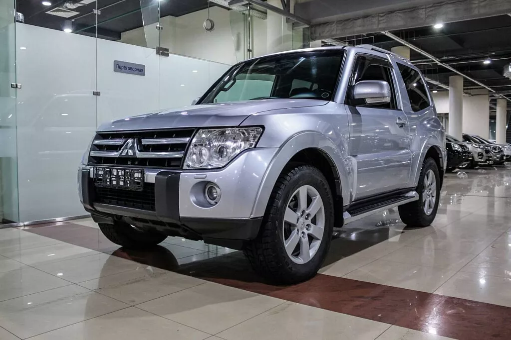Купить Mitsubishi Pajero 2008 с пробегом