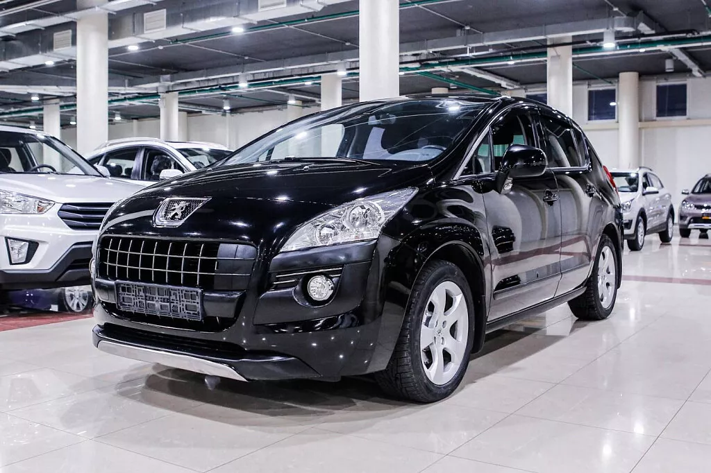Купить Peugeot 3008 2012 с пробегом