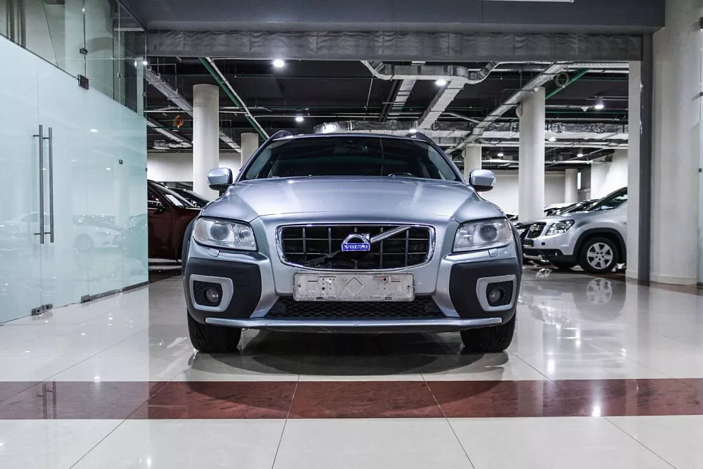 Купить Volvo XC70 2011 с пробегом