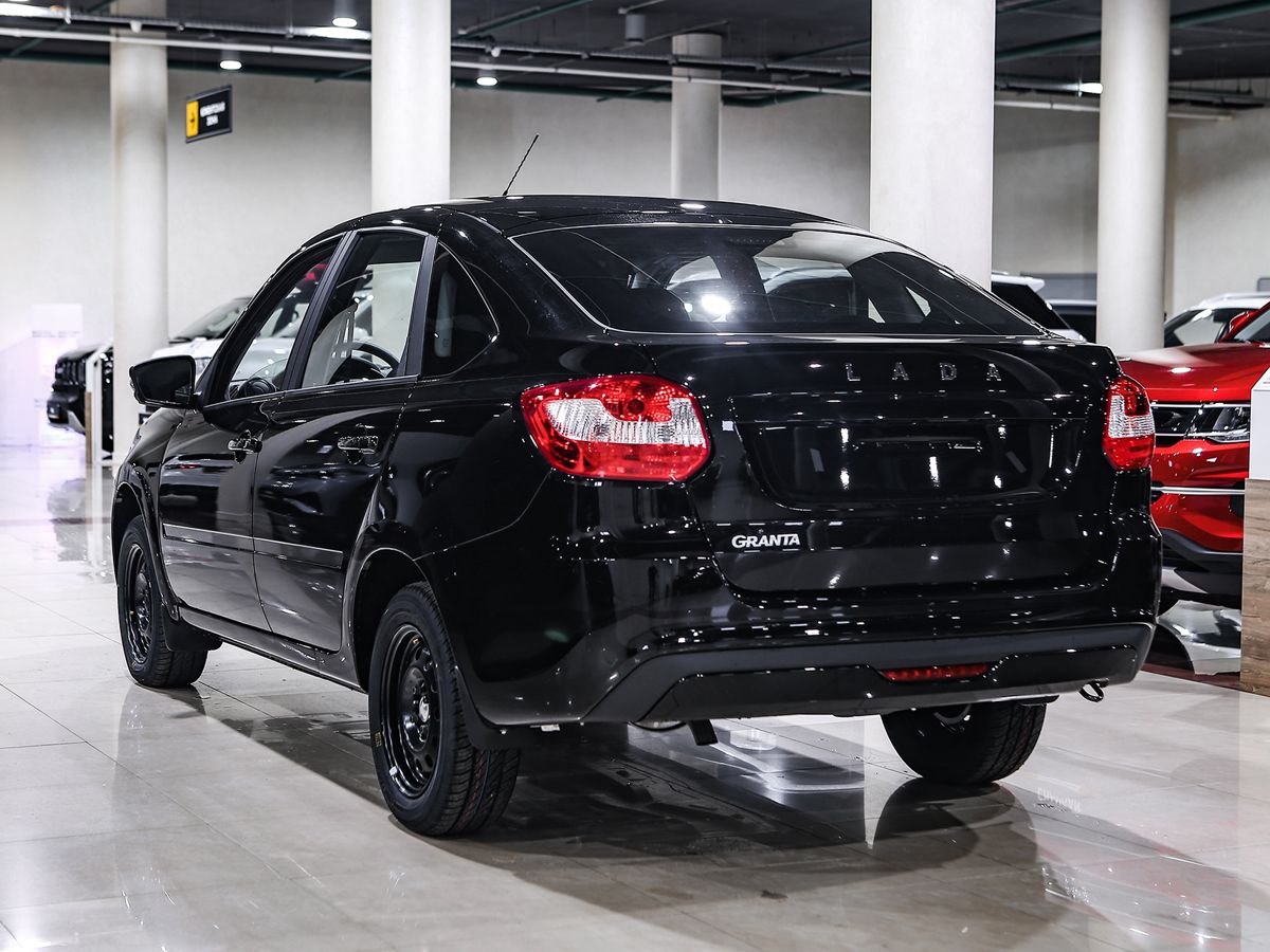 Купить Granta с пробегом