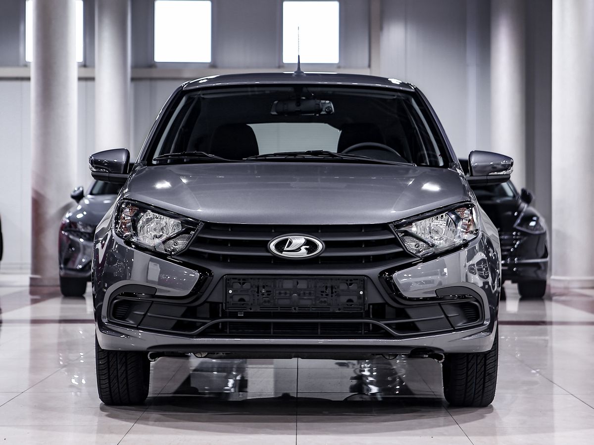 Купить Granta с пробегом