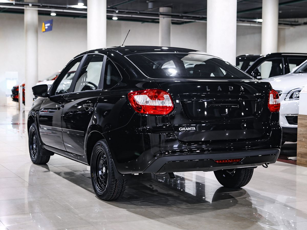 Купить Granta с пробегом