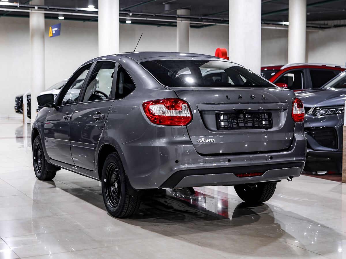 Купить Granta с пробегом