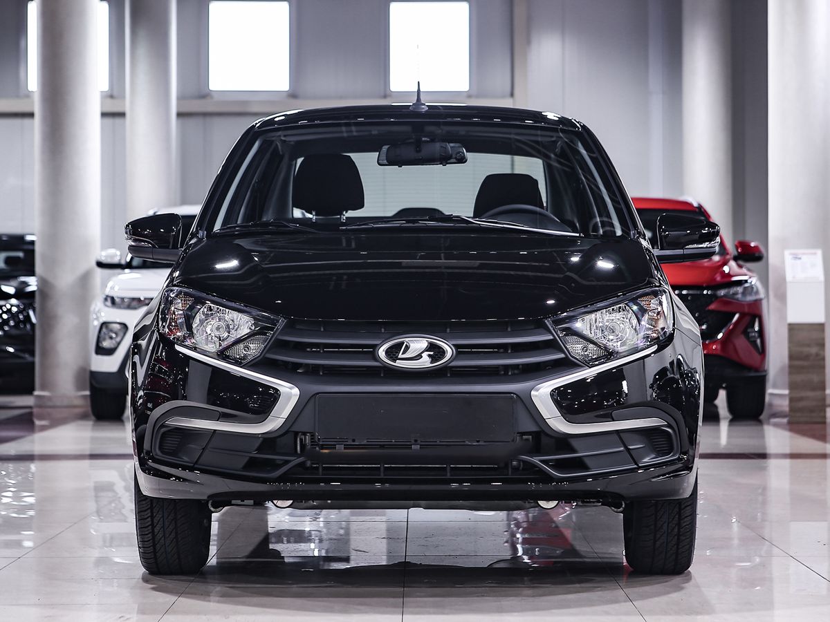 Купить Granta с пробегом