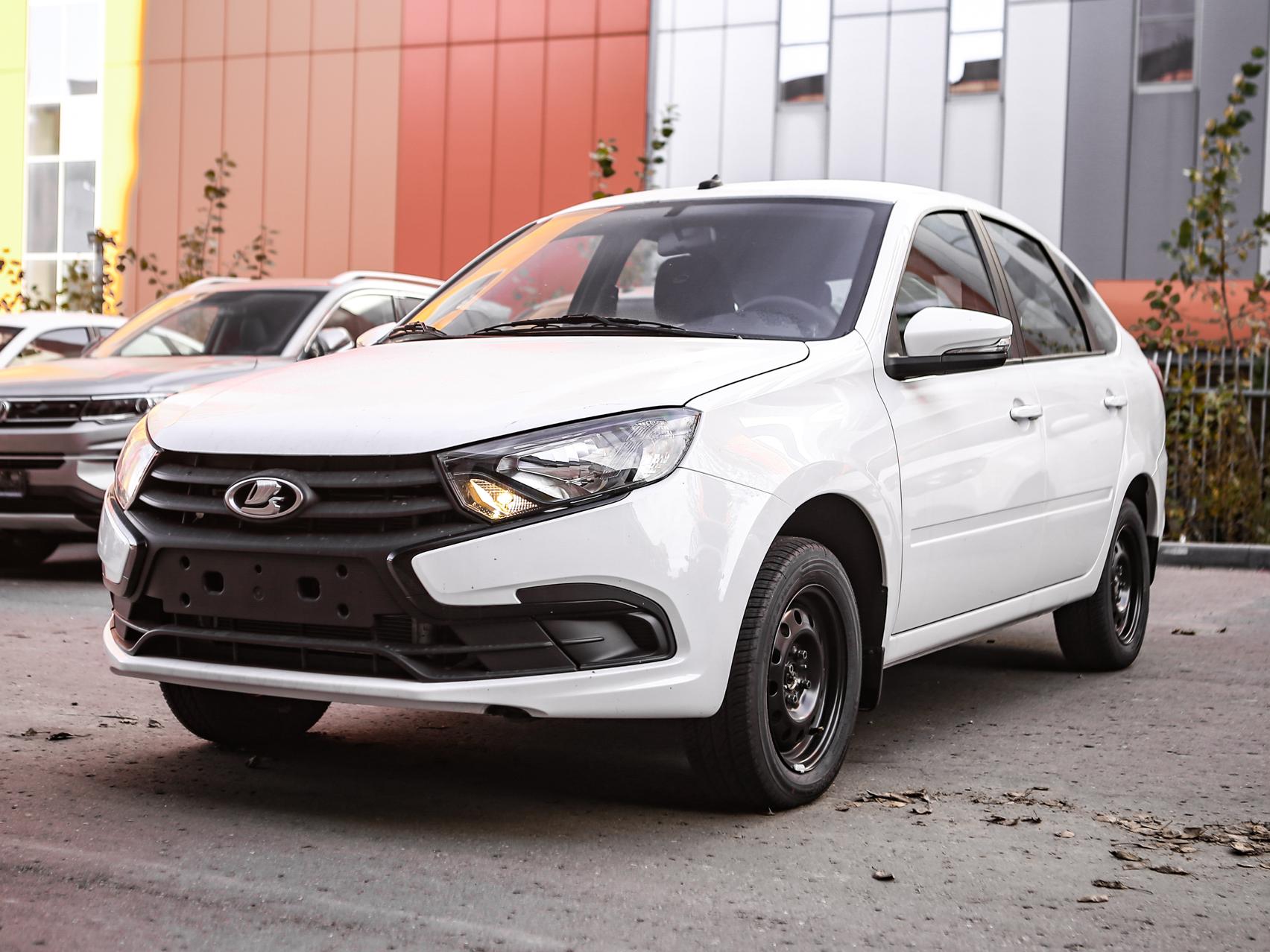 Купить Granta с пробегом