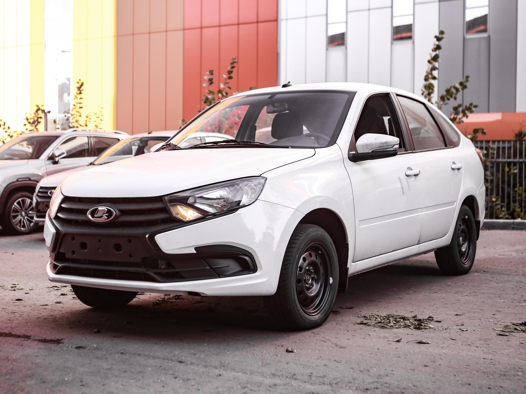 Купить Granta с пробегом