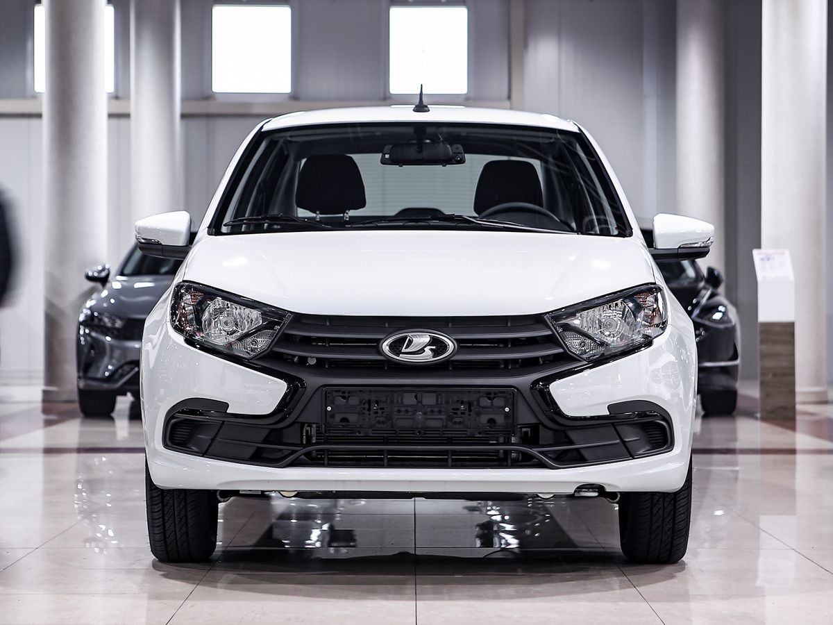 Купить Granta с пробегом