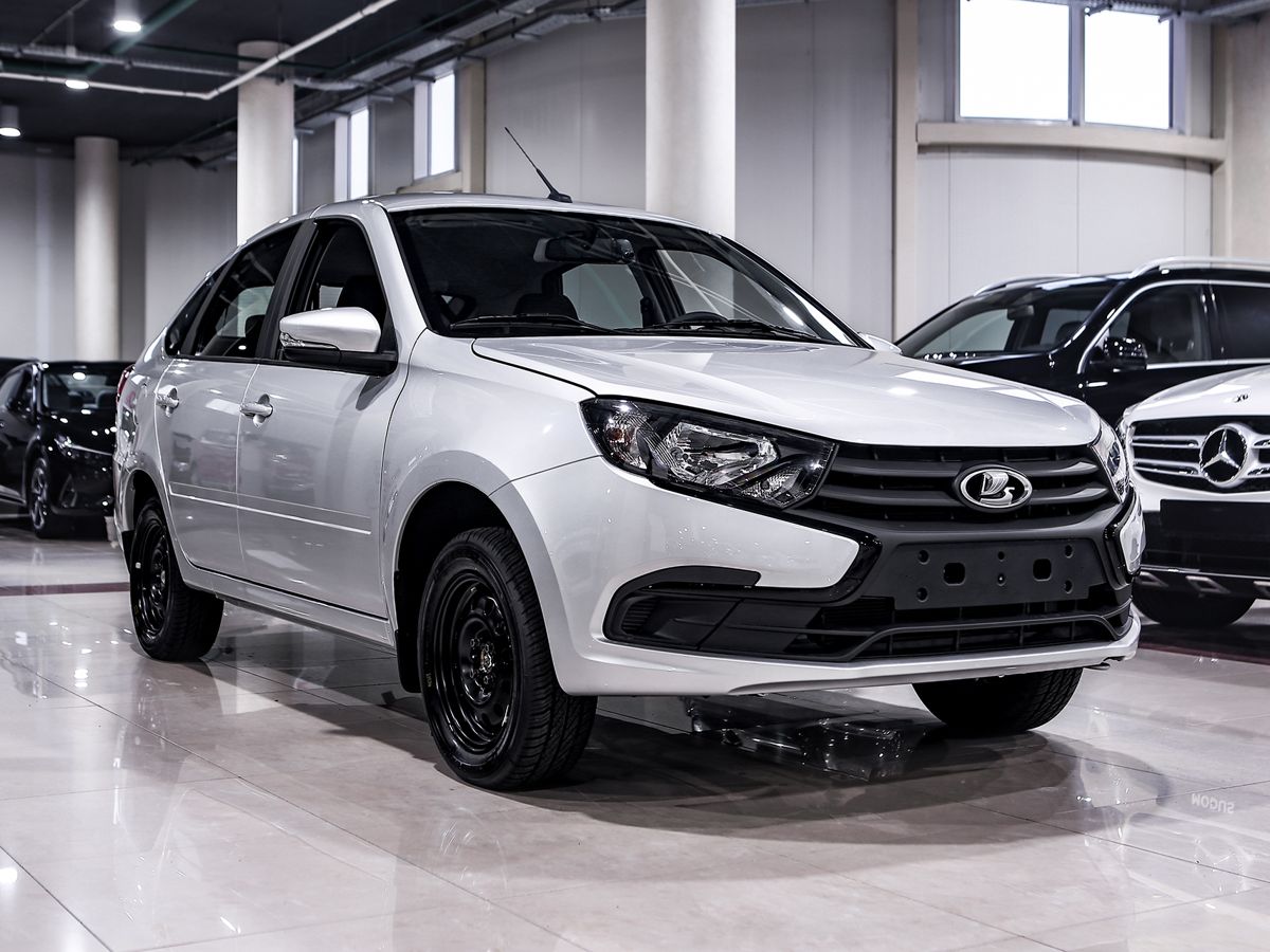 Купить Granta с пробегом