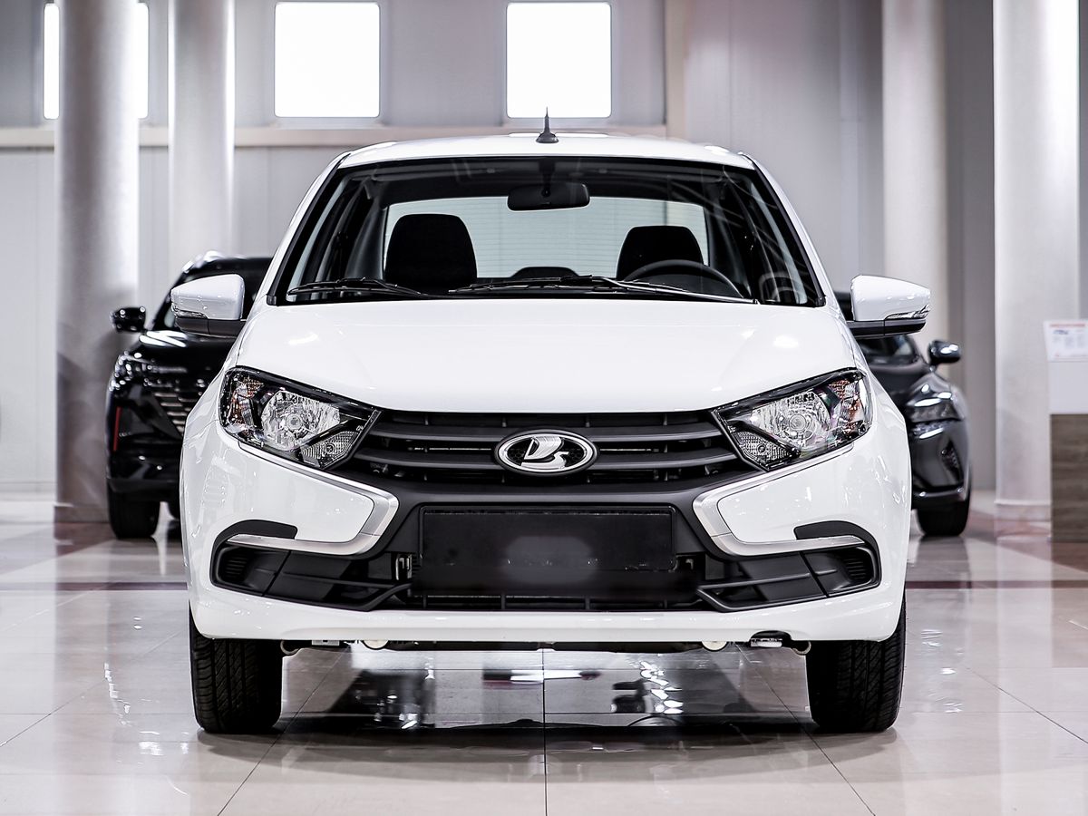 Купить Granta с пробегом