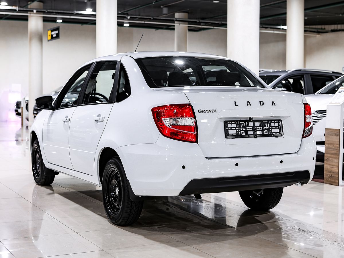 Купить Granta с пробегом