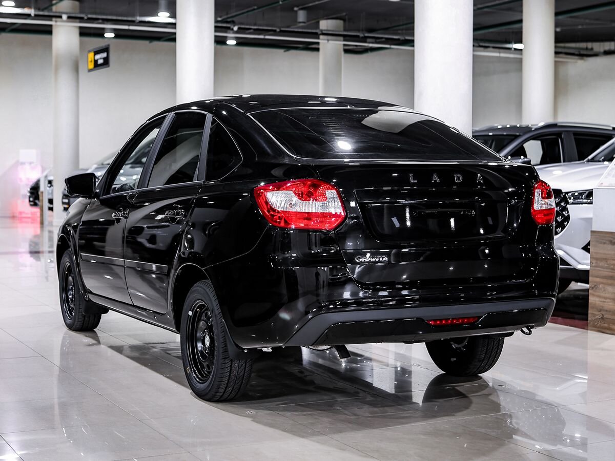 Купить Granta с пробегом