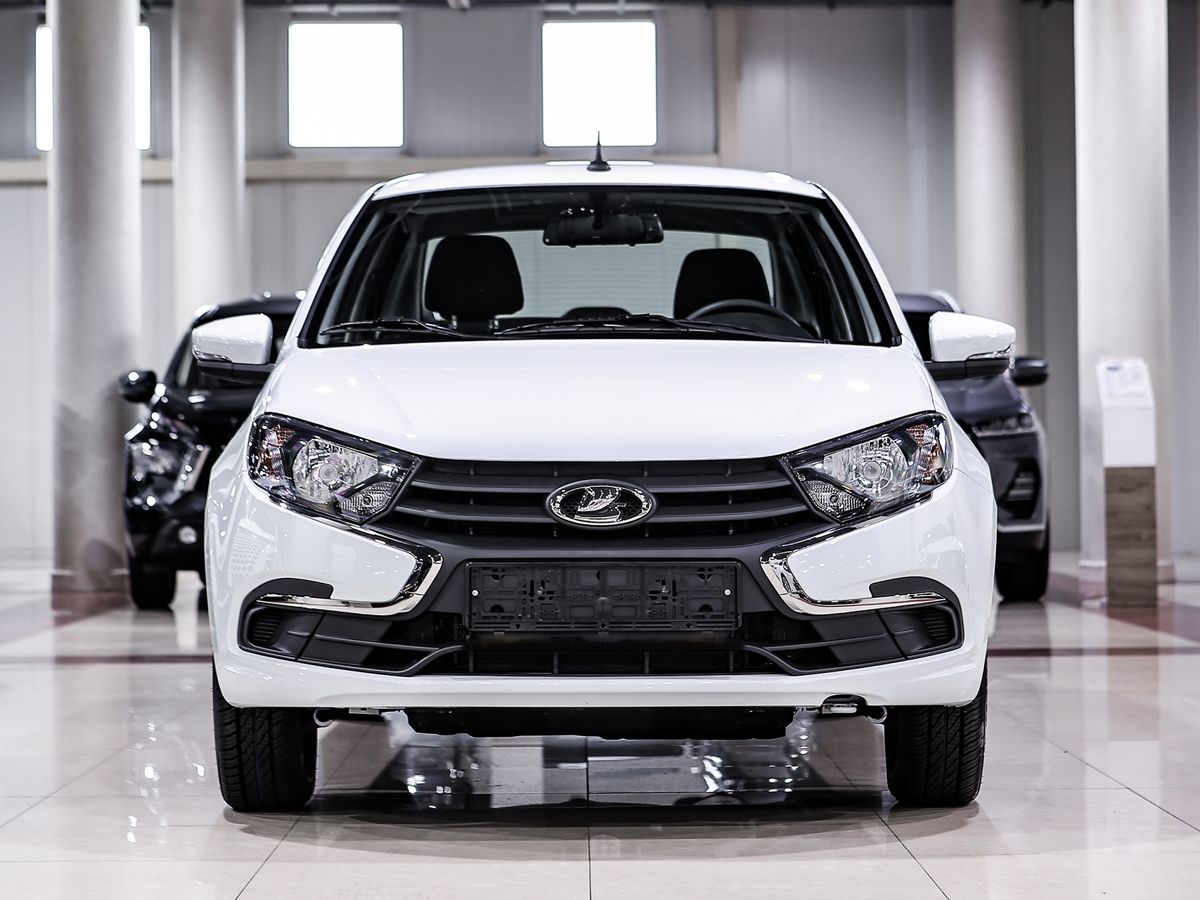 Купить Granta с пробегом