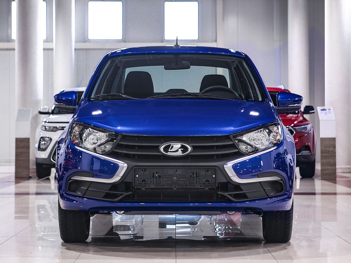 Купить Granta с пробегом