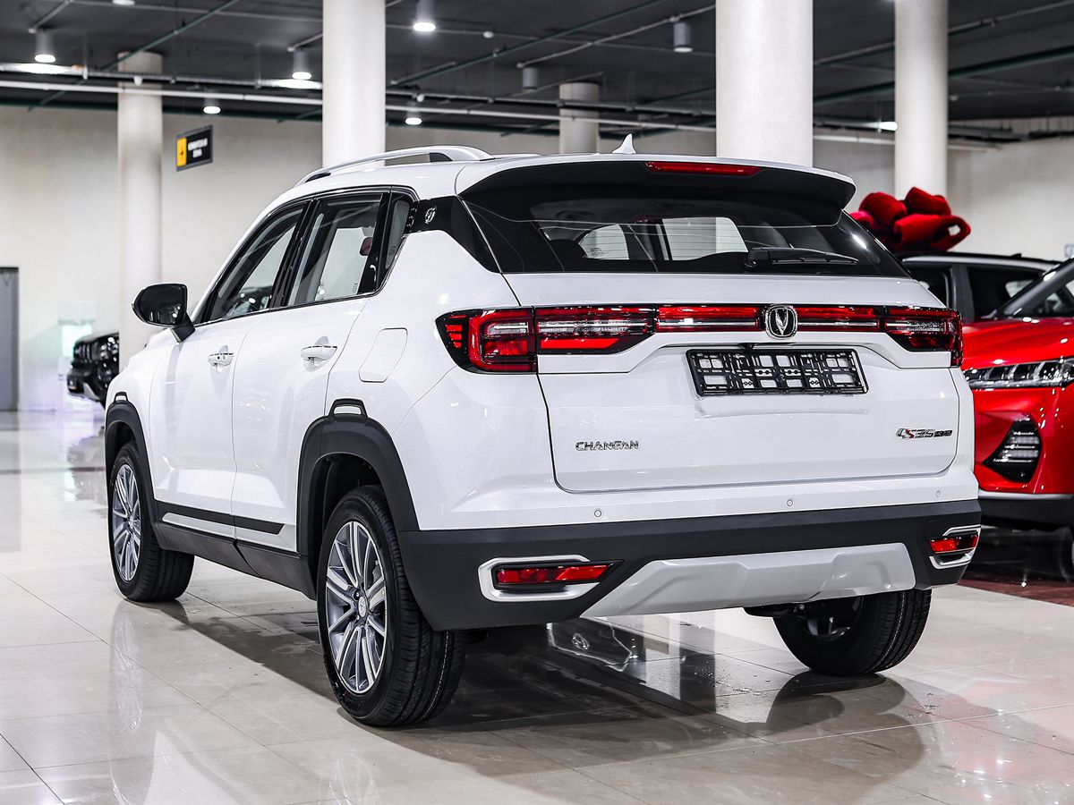 Купить CS35PLUS с пробегом