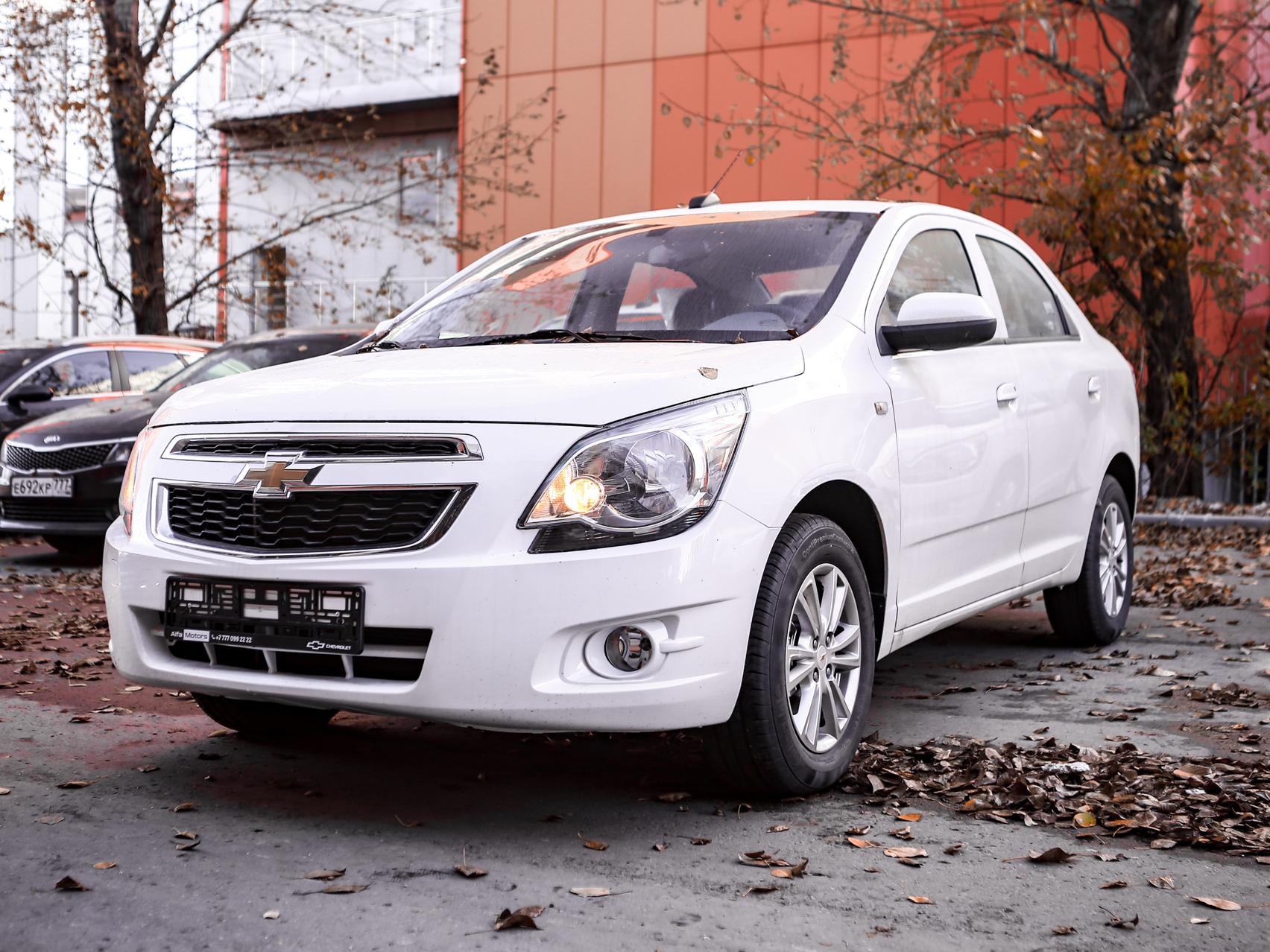 Купить седан Chevrolet Cobalt в Москве со скидкой, лучшие цены на автомобили  ШЕВРОЛЕ от официального дилера