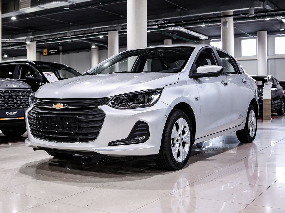 Купить новый седан Chevrolet Onix в Москве со скидкой, лучшие цены на  автомобили ШЕВРОЛЕ от официального дилера