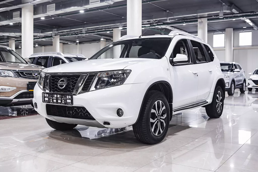 Купить Terrano с пробегом
